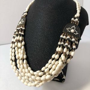 Beautiful black and white necklace